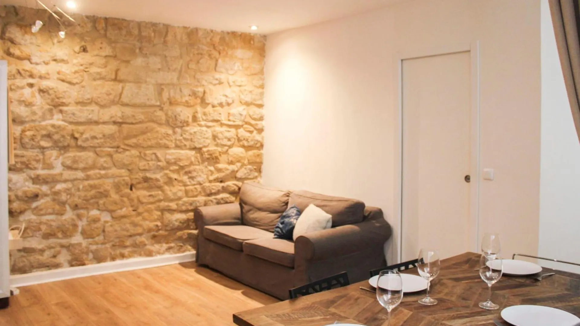 Comfortable 1Bedroom In The Heart Of Париж